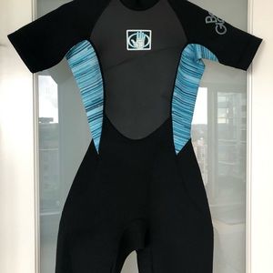Body glove wet suite